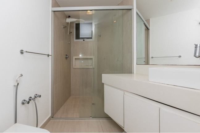 Imagem Imóvel com 3 Quartos à Venda, 178 m² em Itaim Bibi - São Paulo Imagem Imóvel com 3 Quartos à Venda, 178 m² em Itaim Bibi - São Paulo