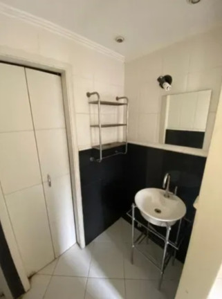 Imagem Imóvel com 2 Quartos à Venda, 63 m² em Vila Isa - São Paulo