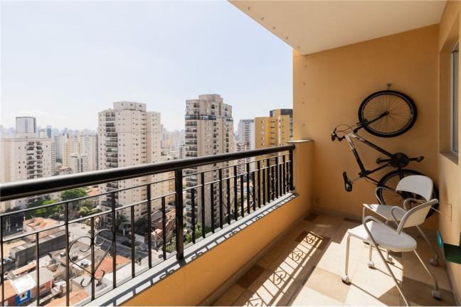 Imagem Imóvel com 4 Quartos à Venda, em Saúde - São Paulo Imagem Imóvel com 4 Quartos à Venda, em Saúde - São Paulo