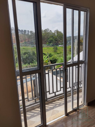 Imagem Casa com 2 Quartos à Venda, 85 m² em Terra Preta (terra Preta) - Mairiporã
