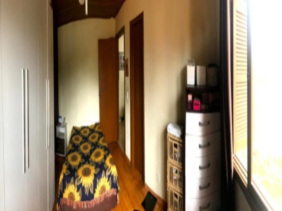 Imagem Casa com 3 Quartos à Venda, 92 m² em Vila Ipiranga - Porto Alegre Imagem Casa com 3 Quartos à Venda, 92 m² em Vila Ipiranga - Porto Alegre