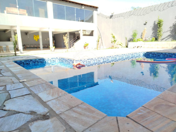 Casa com 3 Quartos à Venda, 402 m²