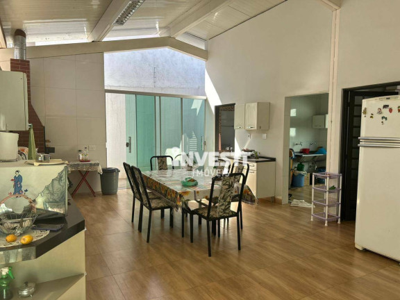 Casa com 3 Quartos à Venda, 190 m² em Setor Leste Vila Nova - Goiânia