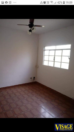 Imagem Casa com 2 Quartos à Venda, em Jd. Emilia - Jacareí Imagem Casa com 2 Quartos à Venda, em Jd. Emilia - Jacareí