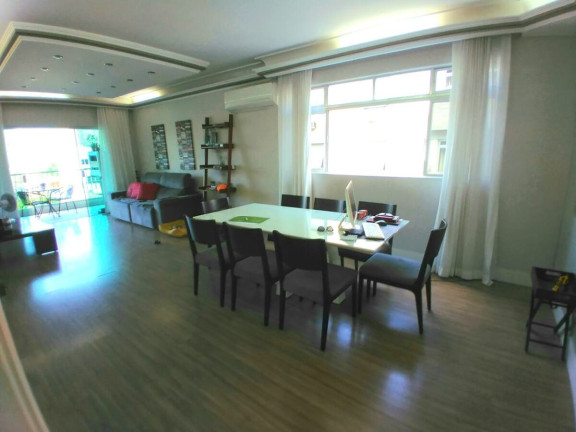 Imagem Apartamento com 3 Quartos à Venda, 160 m² em Embaré - Santos Imagem Apartamento com 3 Quartos à Venda, 160 m² em Embaré - Santos