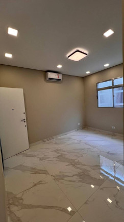 Apartamento com 2 Quartos à Venda, 70 m² em Embaré - Santos