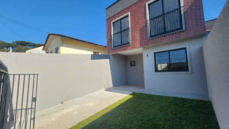 Imagem Casa com 3 Quartos à Venda, 100 m² em Santa Cândida - Curitiba