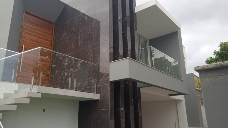 Casa com 3 Quartos à Venda, 245 m² em Pedra Branca - Palhoça