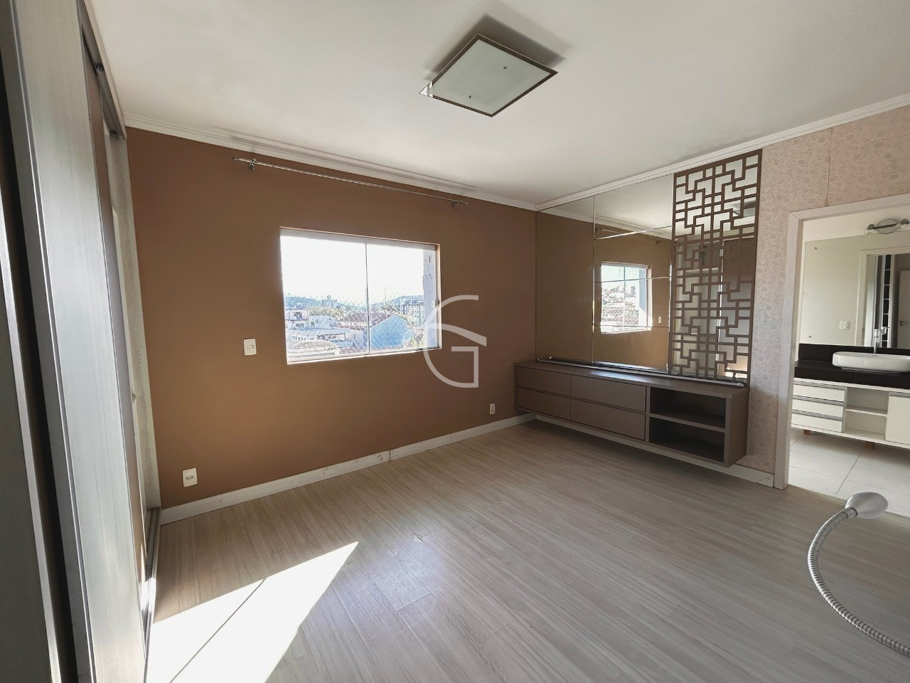 Imagem Imóvel com 3 Quartos à Venda, 108 m² em Costa E Silva - Joinville