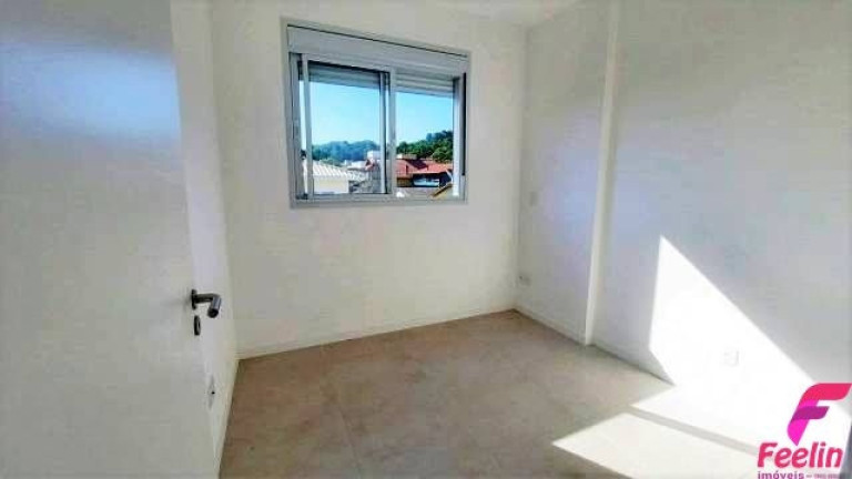 Imagem Apartamento com 3 Quartos à Venda, 81 m² em Campeche - Florianópolis Imagem Apartamento com 3 Quartos à Venda, 81 m² em Campeche - Florianópolis
