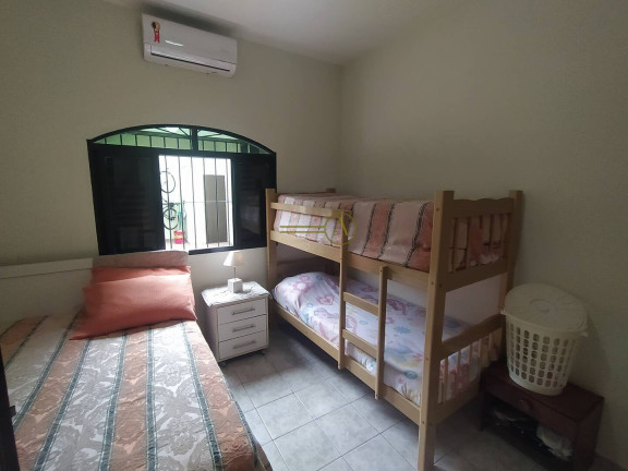 Imagem Casa com 3 Quartos à Venda, 240 m² em Balneário Stella Maris - Peruíbe Imagem Casa com 3 Quartos à Venda, 240 m² em Balneário Stella Maris - Peruíbe
