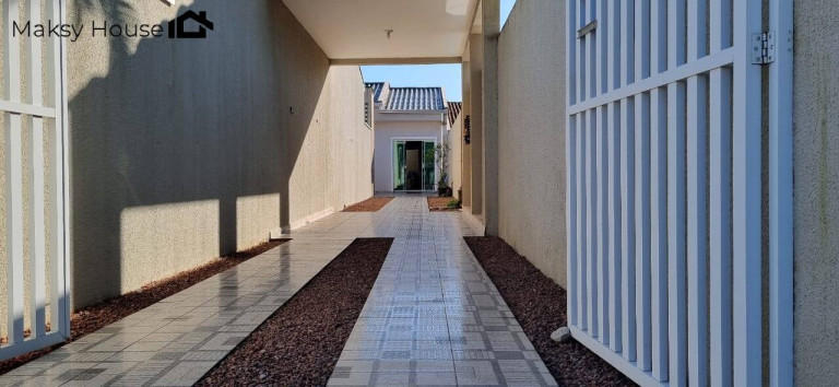 Imagem Casa com 2 Quartos à Venda,  em Bal. Nereidas - Guaratuba