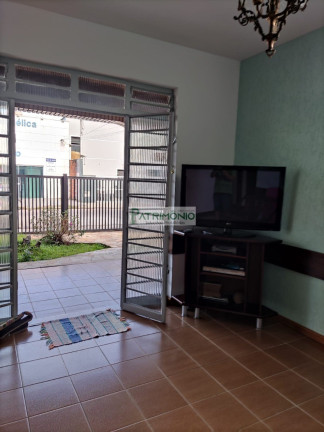 Imagem Casa com 3 Quartos à Venda, 290 m² em Centro - Ubatuba Imagem Casa com 3 Quartos à Venda, 290 m² em Centro - Ubatuba