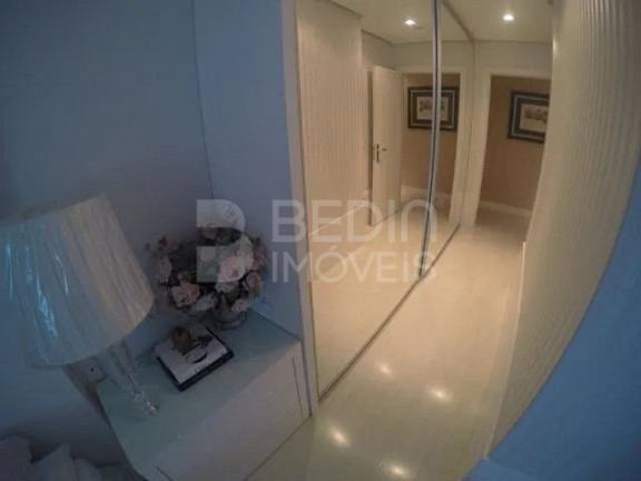 Imagem Apartamento com 3 Quartos à Venda, 221 m² em Centro - Balneário Camboriú Imagem Apartamento com 3 Quartos à Venda, 221 m² em Centro - Balneário Camboriú