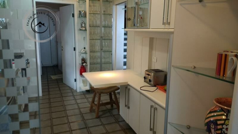 Imagem Casa com 4 Quartos à Venda, 350 m²