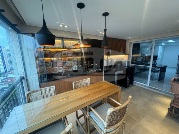 Imagem Apartamento com 3 Quartos à Venda, em Aclimação - São Paulo Imagem Apartamento com 3 Quartos à Venda, em Aclimação - São Paulo
