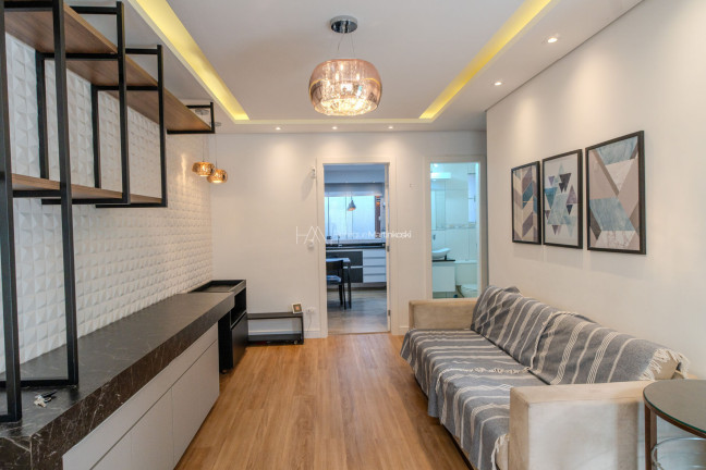 Imagem Casa com 3 Quartos à Venda, 151 m² em Campo Comprido - Curitiba Imagem Casa com 3 Quartos à Venda, 151 m² em Campo Comprido - Curitiba