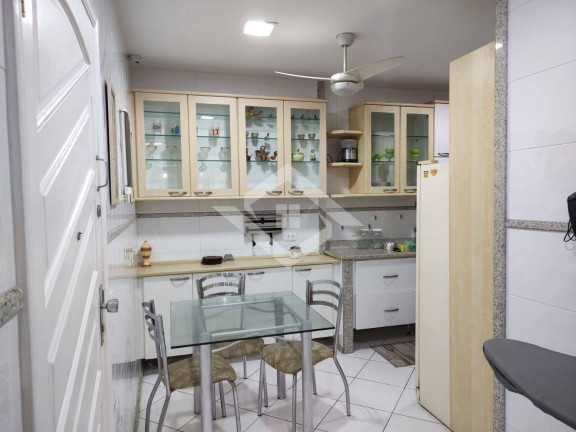 Imagem Apartamento com 3 Quartos à Venda, 165 m² em Copacabana - Rio De Janeiro Imagem Apartamento com 3 Quartos à Venda, 165 m² em Copacabana - Rio De Janeiro