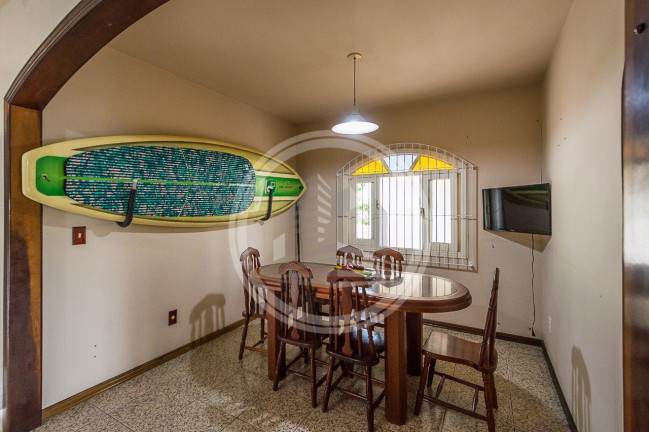 Imagem Casa com 3 Quartos à Venda, 160 m² em Morrinhos - Bombinhas