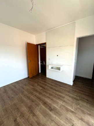 Imagem Casa com 3 Quartos à Venda, 128 m² em Vila Petrópolis - Atibaia Imagem Casa com 3 Quartos à Venda, 128 m² em Vila Petrópolis - Atibaia