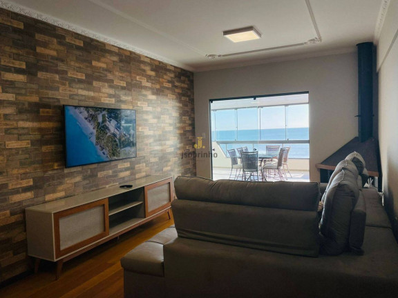 Apartamento com 5 Quartos para Temporada, 200 m² em Meia Praia - Itapema