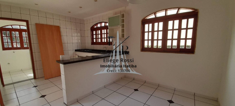 Imagem Casa com 4 Quartos à Venda,  em Itatiba