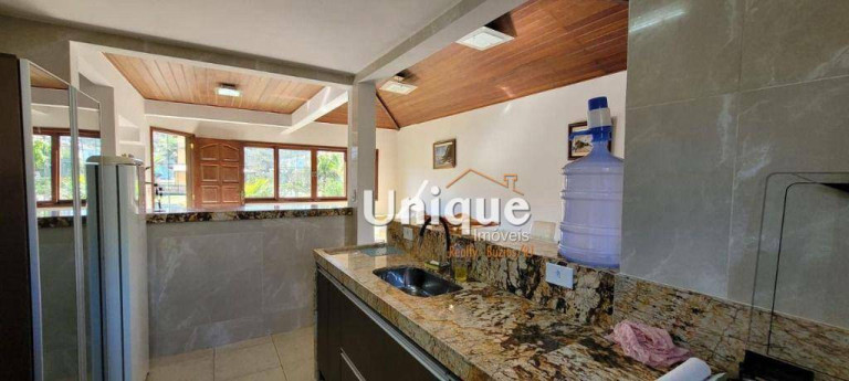 Imagem Casa com 4 Quartos à Venda, 110 m² em São José - Armação Dos Búzios