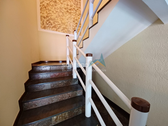 Imagem Casa com 4 Quartos à Venda, 127 m² em Granja Guarani - Teresópolis