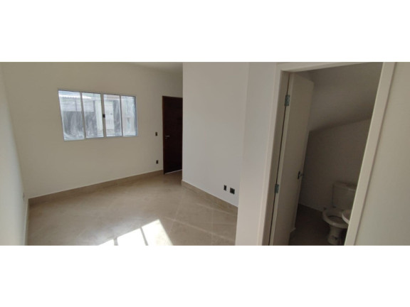 Imagem Sobrado com 2 Quartos à Venda, 64 m² em Vila Jacuí - São Paulo