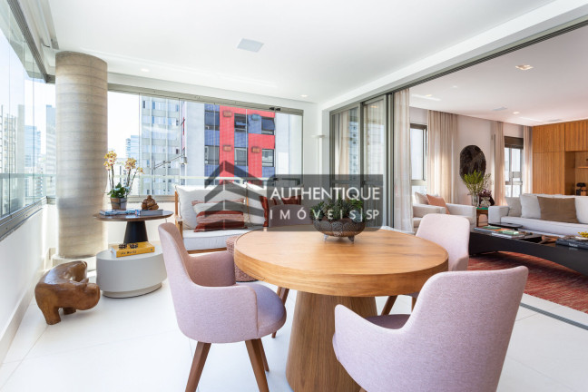 Apartamento com 3 Quartos à Venda, 187 m² em Jardins - São Paulo