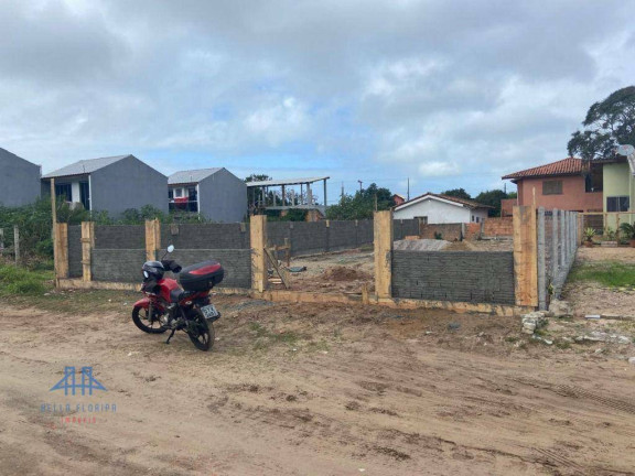 Terreno à Venda, 396 m² em São João Do Rio Vermelho - Florianópolis