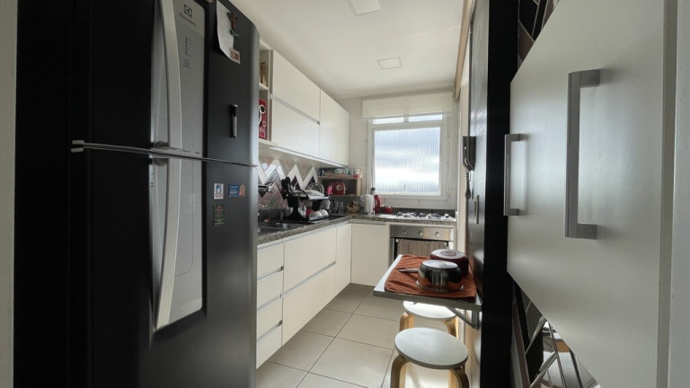 Imagem Apartamento com 3 Quartos à Venda, 93 m² em Petrópolis - Porto Alegre
