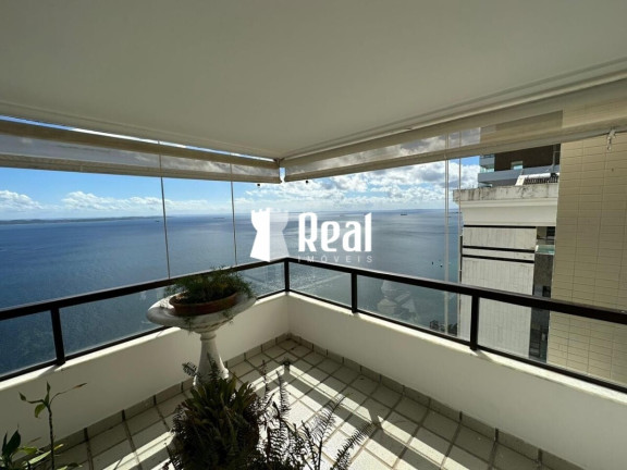 Imagem Apartamento com 4 Quartos para Alugar, 250 m² em Vitória - Salvador