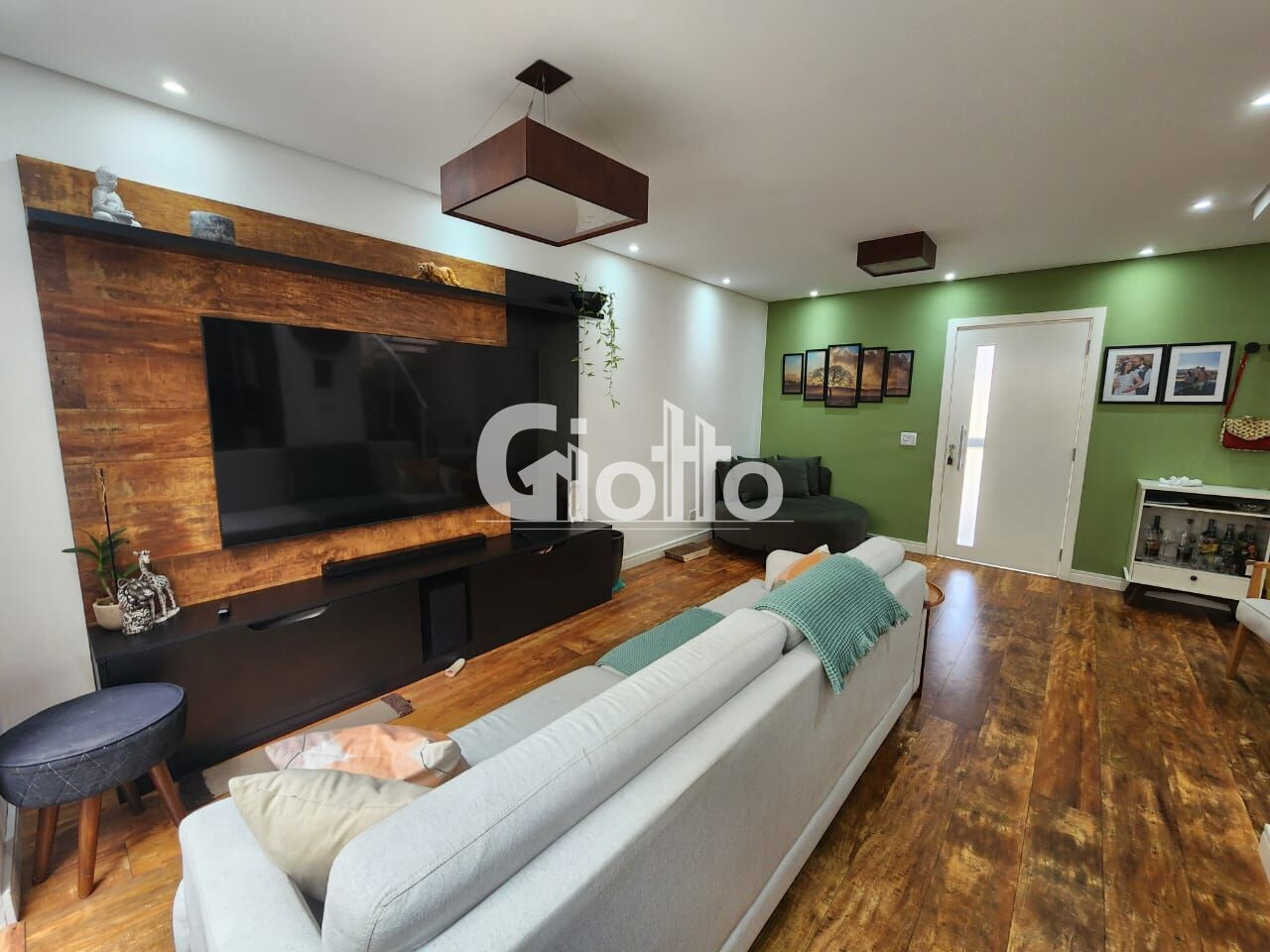 Imagem Casa de Condomínio com 3 Quartos à Venda, 120 m² em Vila Suissa - Mogi Das Cruzes