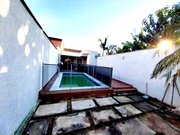 Imagem Casa com 2 Quartos à Venda, 100 m² em Guaratiba - Rio De Janeiro Imagem Casa com 2 Quartos à Venda, 100 m² em Guaratiba - Rio De Janeiro