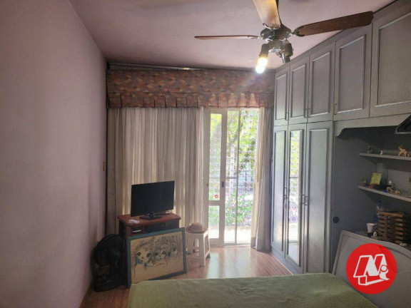 Imagem Casa com 4 Quartos à Venda, 207 m² em Rio Branco - Porto Alegre