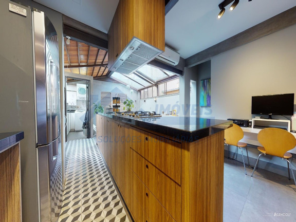 Imagem Casa com 3 Quartos à Venda, 134 m² em Nonoai - Porto Alegre