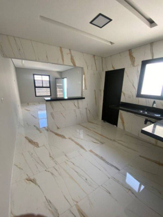 Imagem Casa com 2 Quartos à Venda, 88 m² em Aviação - Praia Grande Imagem Casa com 2 Quartos à Venda, 88 m² em Aviação - Praia Grande