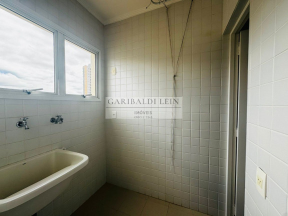 Imagem Imóvel com 2 Quartos à Venda, 74 m² em Cambuí - Campinas