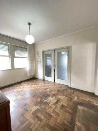 Imagem Casa com 5 Quartos à Venda, 232 m² em Menino Deus - Porto Alegre Imagem Casa com 5 Quartos à Venda, 232 m² em Menino Deus - Porto Alegre