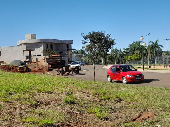 Imagem Terreno à Venda, 1.055 m² em Lagoa Bonita - Engenheiro Coelho Imagem Terreno à Venda, 1.055 m² em Lagoa Bonita - Engenheiro Coelho