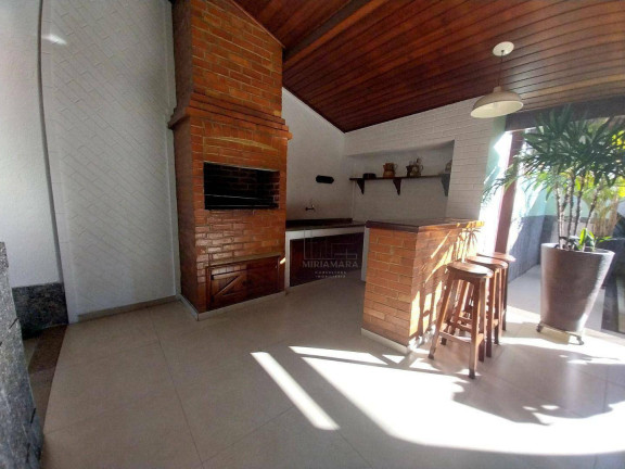 Imagem Casa com 7 Quartos à Venda, 383 m² em Jardim Normandia - Volta Redonda Imagem Casa com 7 Quartos à Venda, 383 m² em Jardim Normandia - Volta Redonda