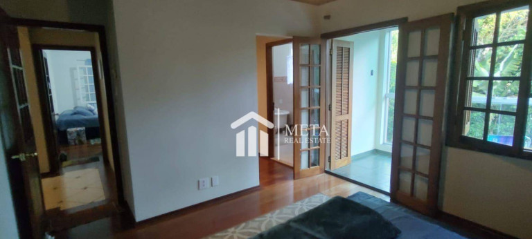 Imagem Imóvel com 5 Quartos à Venda, 318 m² em Serra Da Cantareira - Mairiporã