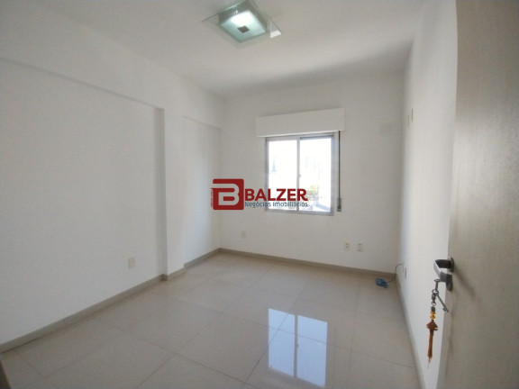 Imagem Apartamento com 2 Quartos à Venda, 130 m² em Centro - Florianópolis