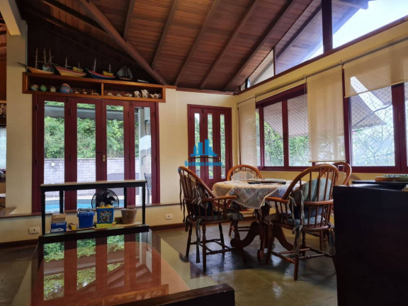 Casa com 3 Quartos à Venda, 230 m² em São Francisco - Niterói