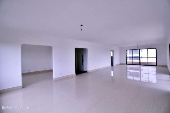 Imóvel com 4 Quartos à Venda, 330 m² em Santo Amaro - São Paulo