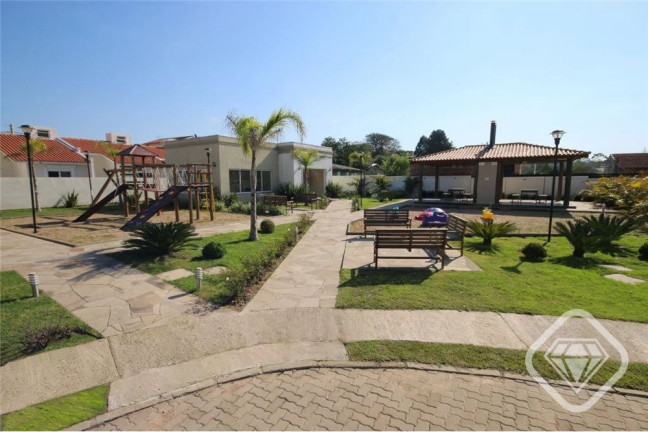 Imagem Casa de Condomínio com 2 Quartos à Venda, 54 m² em Costa Gama - Porto Alegre