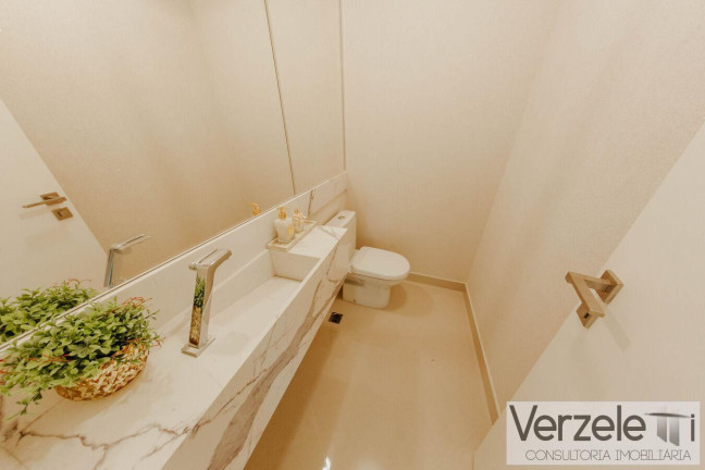 Imagem Apartamento com 3 Quartos à Venda, 164 m² em Pioneiros - Balneário Camboriú Imagem Apartamento com 3 Quartos à Venda, 164 m² em Pioneiros - Balneário Camboriú