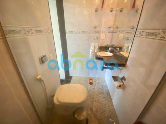 Imagem Apartamento com 3 Quartos à Venda, 160 m² em Copacabana - Rio De Janeiro Imagem Apartamento com 3 Quartos à Venda, 160 m² em Copacabana - Rio De Janeiro