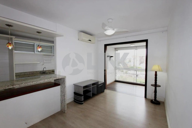 Imagem Apartamento com 2 Quartos à Venda, 69 m² em Passo Da Areia - Porto Alegre Imagem Apartamento com 2 Quartos à Venda, 69 m² em Passo Da Areia - Porto Alegre